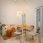 Vakantiehuis S27-new House In The Centre