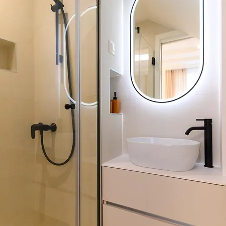 Tatil Evi S27-modern House In The Old Centre With Parking *