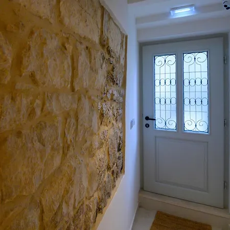 Tatil Evi S27-modern House In The Old Centre With Parking