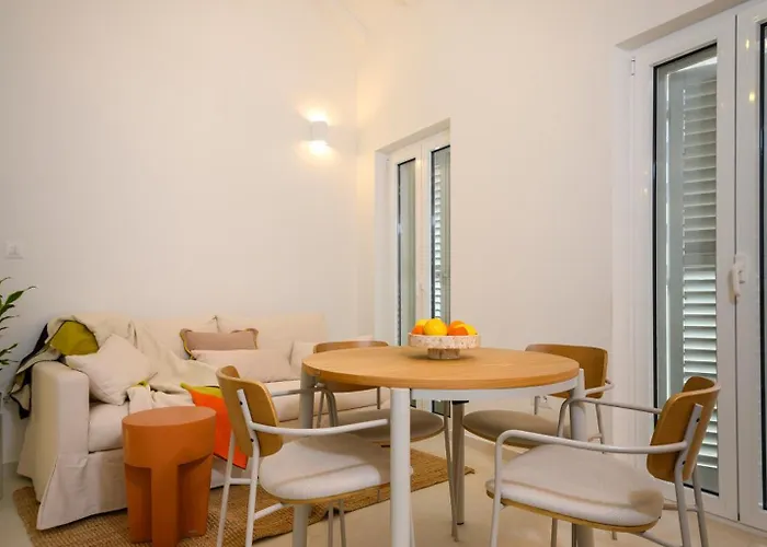 Сasa de vacaciones S27-new House In The Centre